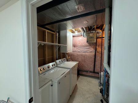 For Lease - 161 Romaneli Crescent Unit# Lower, Bradford West Gwillimbury, Ontario - Photo 4