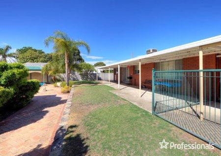 53 Cedar Way, Forrestfield WA 6058 - Photo 3