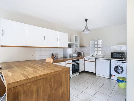 House - Photo 4