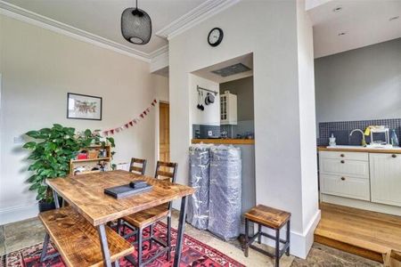 4 bedroom terraced house to rent - Photo 4