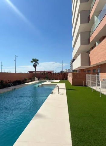 Alquiler de piso en Poligono Sup, 94 - Photo 4