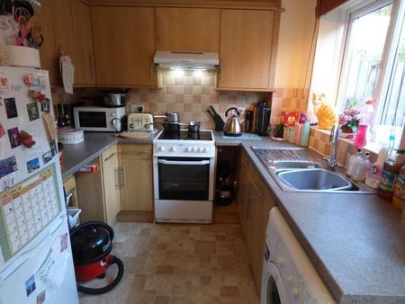 Whatcombe Road, Frome, Somerset, BA11 - Photo 2