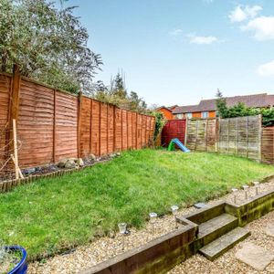 3 bedroom house to rent Rushton Court, Great Holm, Milton Keynes, Buckinghamshire, MK8 - Photo 2