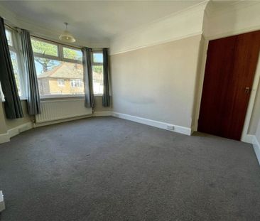 Gleadowe Avenue, Christchurch, Dorset, BH23 - Photo 4