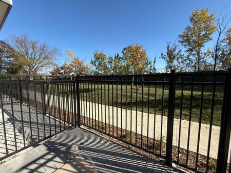 For Lease - 7439 Kingston Road Unit# 108-A, Toronto, Ontario - Photo 2