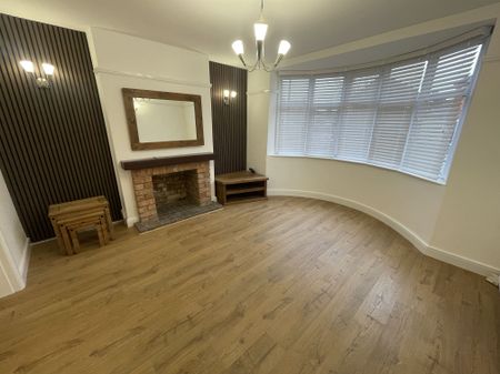 Edward Avenue, LE3 2PF, Leicester - Photo 3