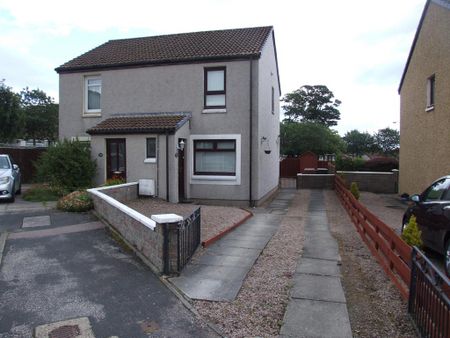 2 bedroom semi-detached house to rent - Photo 4