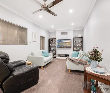 57 Floraville Road, Belmont North - Photo 3