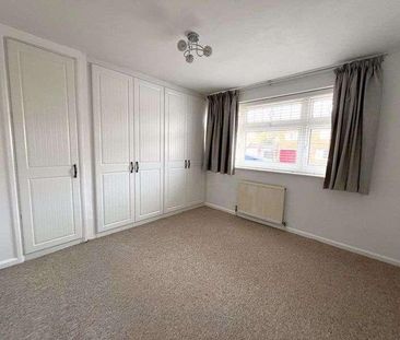 Hale End, Romford, RM3 - Photo 4