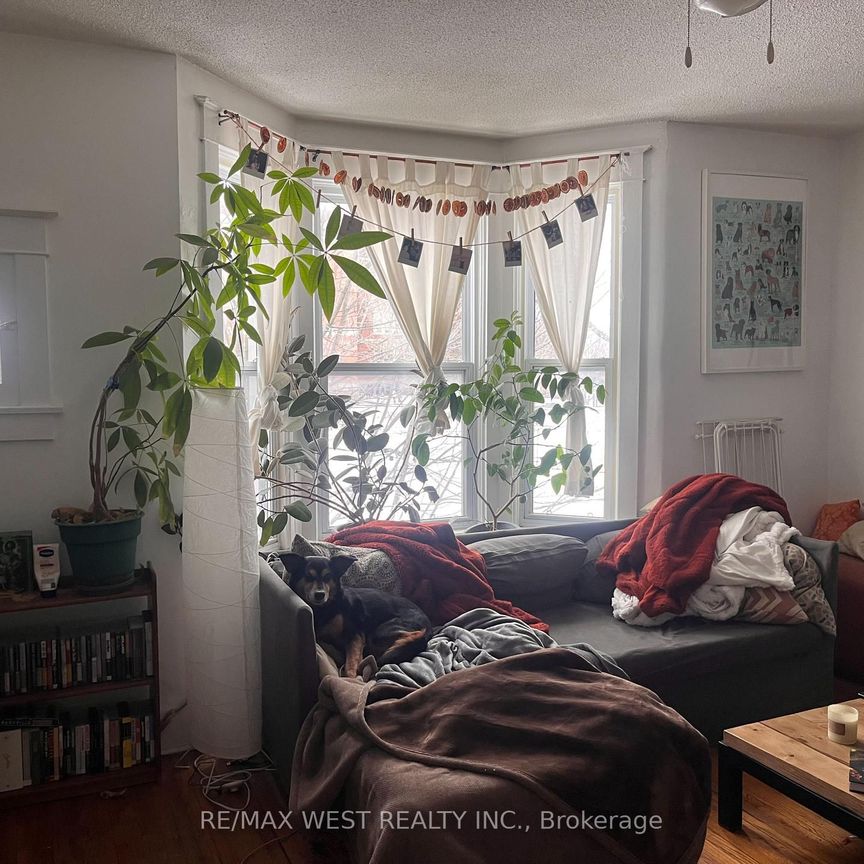 For Lease - 1504 Dufferin Street Unit# Unit 2, Toronto, Ontario - Photo 1