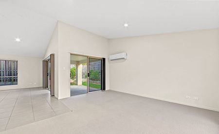 4 Bedroom Spacious Family Home - Photo 4