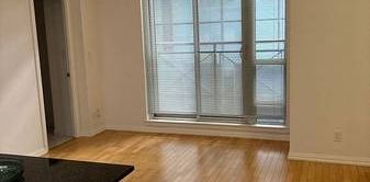 Yonge & Bloor Luxury XLG 1Bdrm Storage Room Can Be A Den Near Subway - Photo 2