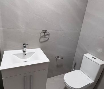 1 bedroom in a house share to rent - Photo 6