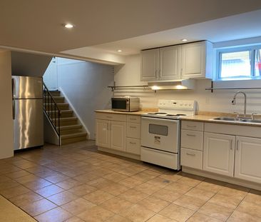 145 Hopewell Ave Ottawa, ON K1S 2Z2, Canada - Photo 1