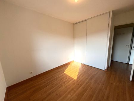 LOCATION d'un appartement F3 (60 m²) à ECHIROLLES - Photo 5