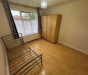 4 bedroom terraced house to rent - Photo 1