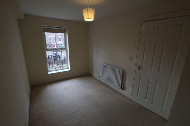 2 Bed Apartment - Photo 1