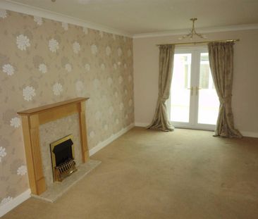 Merlin Road, Calne, SN11 - Photo 2
