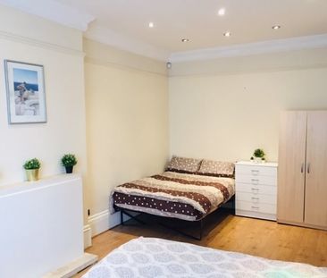 Room in a Shared House, Bowes Road, N13 - Photo 2