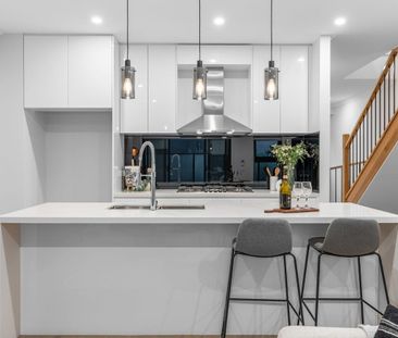 Stylish, Spacious & Architecturally Designed – Prime Doncaster East... - Photo 6