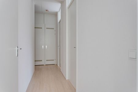 Appartement te huur: Leo Smitstraat 7-C 1082 MP Amsterdam - Photo 3