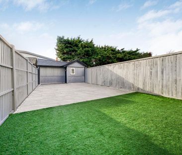 1 bedroom in a house share to rent - Photo 3