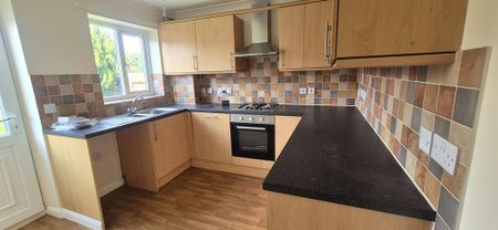 2 bedroom house to rent - Photo 3