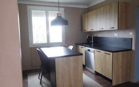 Maison à louer 4 pièces • 105,50 m2 Saint-Yrieix-la-Perche - Photo 2