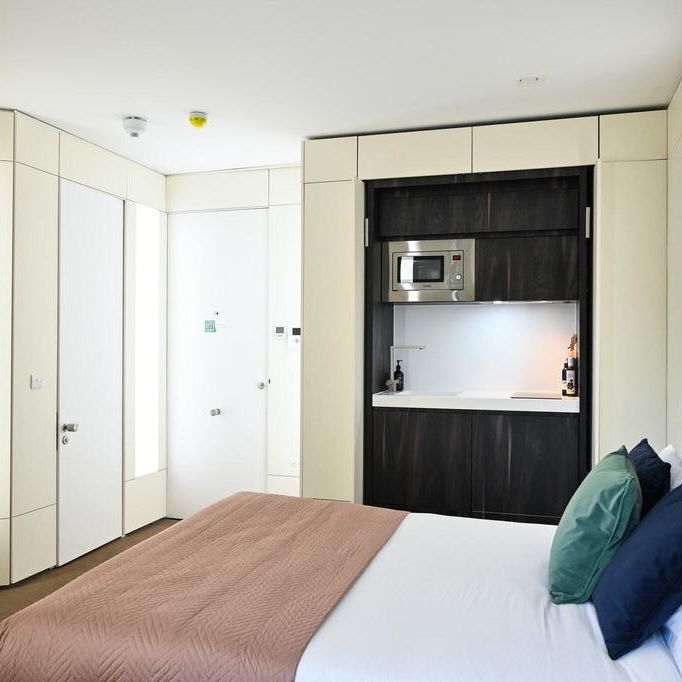 Studio to rent - Photo 1