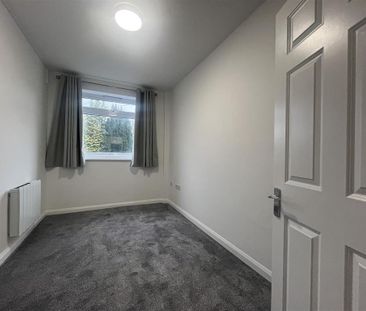 3 bedroom apartment to rent - Photo 5