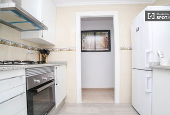 valencia, Valencian Community 46011