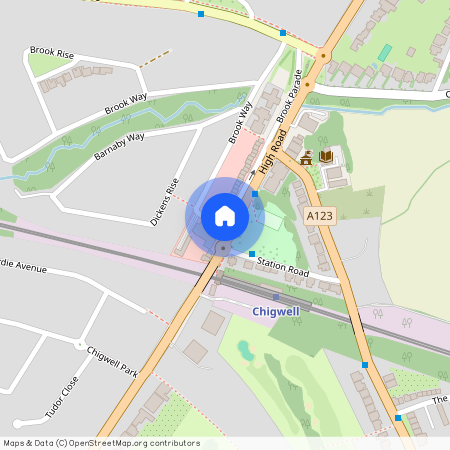 Brook Parade, High Road, Chigwell, IG7