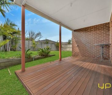 18 Majestic Drive, Officer - Photo 2