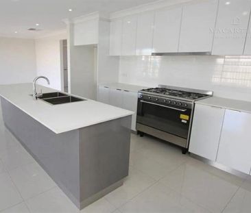 47 Kaloona Drive, Bourkelands NSW 2650 - Photo 3