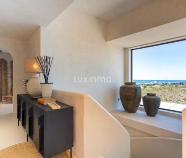 Impressive villa for rent with panoramic sea views in Jávea - Photo 5