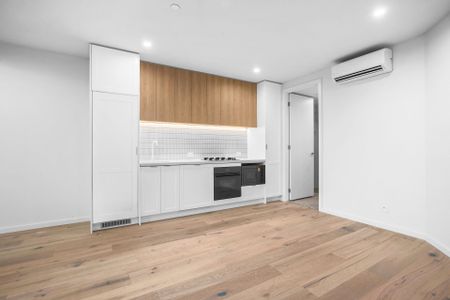 Near New One Bedroom Residence in Elsternwick’s Most Exclusive Development - Photo 5