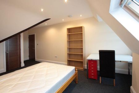 5 bedroom apartment to rent - Photo 3