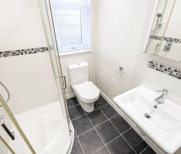 2 bedroom apartment to rent - Photo 6