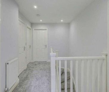 Viscount Drive, Middleton, Manchester, M24 - Photo 6