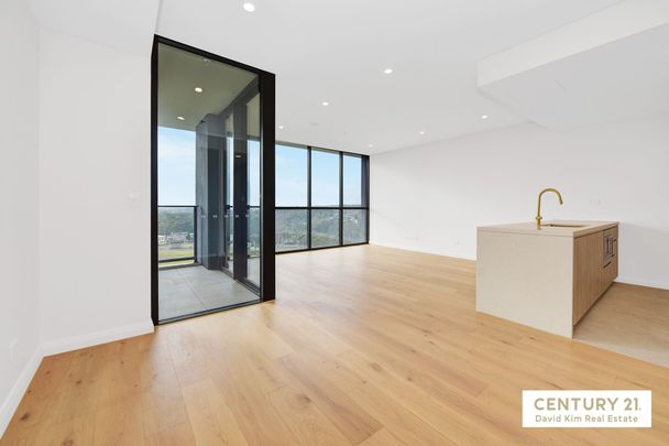 Indulge in Contemporary Lifestyle! & High-End Comforts! - Photo 1