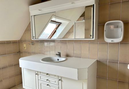 Gezellig Duplexappartement met garagebox in centrum Zulte - Foto 4