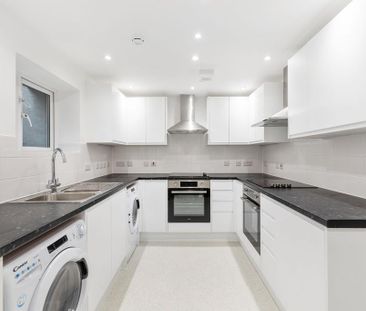 Flat to rent - Photo 3