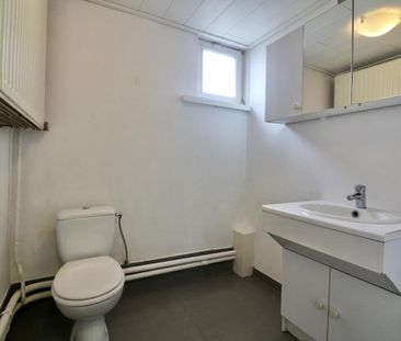 Bungalow met 2 slpk, tuin en garage voor 950 EUR/mnd - Foto 5