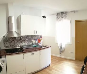 Carrer de la Lluna, Barcelona, Catalonia 08001 - Photo 3