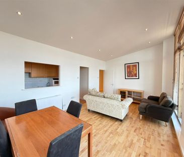 The locks, Charlotte Quay Dock, Ringsend, Dublin 4 - Photo 3