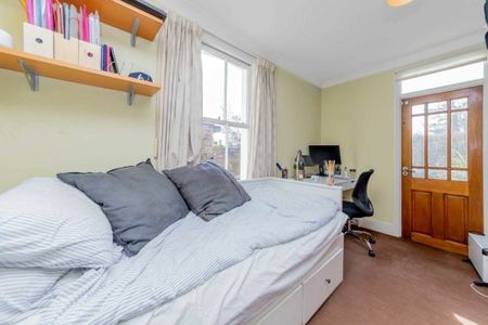 Alexandra Park Road, Alexandra Park Road, N10 - Photo 4