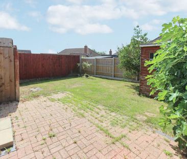 3 bedroom semi-detached house to rent - Photo 5