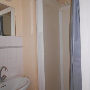Location Appartement 1 pièce 18m² - Photo 2
