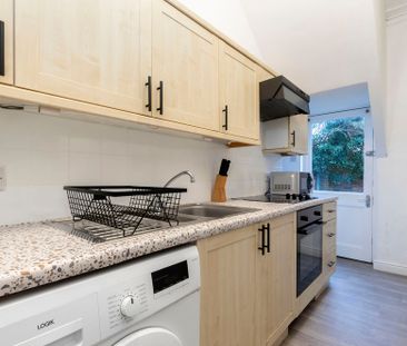 Grosvenor Place South, Cheltenham GL52 2RX - Photo 3