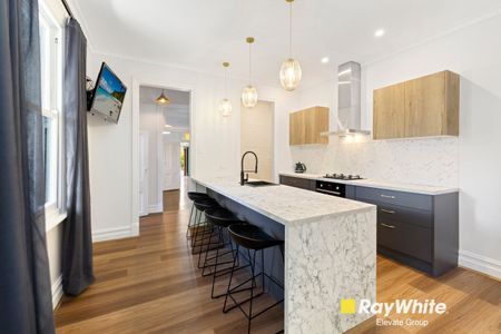 Stylish Federation Home in Prime Drummoyne Location - Photo 4